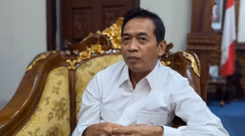 Wakil Bupati Batang Suyono memberikan sambutan saat Visitasi Perpusdes Prapanca di Aula Kantor Bupati Batang, Senin (25/5/26).