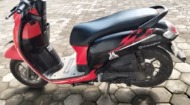 Barang bukti sepeda motor yang dicuri dari rumah kos di Comal diamankan polisi, Minggu (14/6/26). Foto : Istimewa