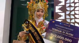 Sera Trahela, mahasiswi Program Studi Pendidikan Bahasa dan Sastra Indonesia Universitas Muhammadiyah Kotabumi