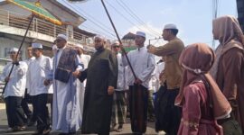 Haul Bawang mengenang As Syahid Al Habib Idrus bin Husein Shahab berlangsung di Kecamatan Bawang, Kabupaten Bawang, dipadati pengunjung, Minggu (5/7/2026). Foto : Istimewa