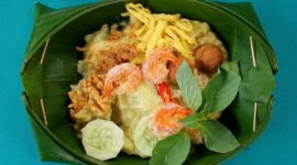 Penampakan Bubur Suro khas warga Kelurahan Krapyak Kota Pekalongan yang dipenuhi setidaknya tujuh toping berbeda dan hanya bisa ditemui keberadaanya saat peringatan Tahun Baru Islam. Foto : Istimewa