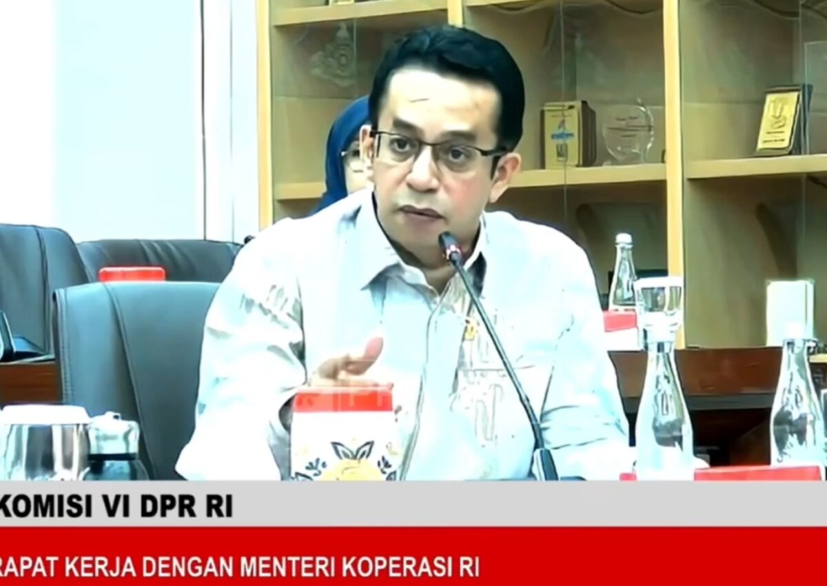 Anggota Komisi VI DPR RI Rizal Bawazier mendesak Kementerian Koperasi untuk turun tangan langsung mengatasi persoalan nasib ribuan nasabah di Kota Pekalongan, Rabu (15/7/26). Foto : Istimewa