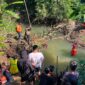 Tim SAR gabungan masih melakukan pencarian di area yang dicurigai sebagai lokasi dua anak hilang dan diduga tenggelam di saluran irigasi, Kamis (16/7/26). Foto : Istimewa