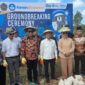 Wamendikdasmen Fajar Riza Ul Haq saat menghadiri peletakan batu pertama pembangunan kampus ITBM Wakatobi, Jumat (17/7/26). Foto : Istimewa