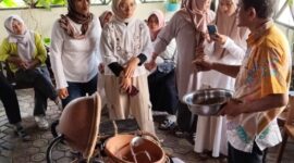 PUPUK kenalkan teknologi inovasi roasting tembikar ke petani kopi di Kabupaten Batang untuk tingkatkan kualitas rasa dan nilai jual, Minggu (19/7/26). Foto : Istimewa