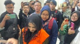 Mantan Bupati Pekalongan Fadia Arafiq menjalani sidang perdana dugaan kasus korupsi yang menjeratnya di PN Tipikor Semarang, Kamis (23/7/26). Foto : Istimewa