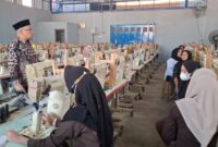 Pemkab Brebes memperbanyak pelatihan berbasis kompetensi agar warga siap langsung bekerja begitu pabrik yang belakangan banyak bermunculan mulai beroperasi, Jumat (24/7/26). Foto : Istimewa