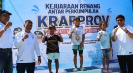 Sebanyak 400 atlet dari 54 klub renang berbagai daerah memadati Kolam Renang Tirta Kencana, Kabupaten Brebes dalam ajang KRAP Jawa Tengah, Senin (27/7/26). Foto : Istimewa