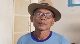 Tri Kamto kakak kandung korban Rosyanto saat berada di kamar jenazah RSUD Kraton Pekalongan mengungkap adiknya tersebut tidak diketahui memiliki masalah dengan orang lain maupun keluarga sebelum peristiwa terjadi, Selasa (28/7/26).