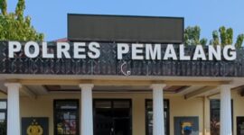 Dua gedung di Mapolres Pemalang dijadikan KPK sebagai tempat melakukan pemeriksaan belasan pejabat setempat yang terseret OTT Bupati Anom Widiyantoro, Rabu (29/7/26).