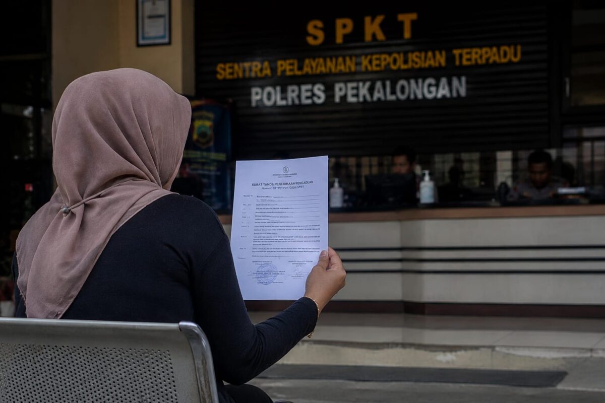 Meski sudah berstatus tersangka, terlapor dugaan kasus rudapaksa di Pekalongan yang sudah berlangsung tiga bulan hingga korbannya hami belum juga dilakukan penangkapan oleh polisi, Sabtu (1/8/26). Foto : Ilustrasi AI