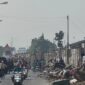 Puluhan lapak dan kios di Jalan Pattimura Kabupaten Batang dibongkar untuk memulihkan drainase serta ruang hijau, Rabu (5/8/26). Foto : Istimewa