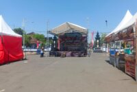 Kegiatan dengan menutup jalan selama sembilan hari di Jalan Veteran Kabupaten Batang menjadi polemik dan dipertanyakan oleh publik, Kamis (6/8/26). Foto : Istimewa