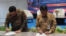 Penandatanganan perjanjian kerja sama
penguatan tata kelola pembinaan nilai industri dan karakter kerja untuk mendukung kesiapan kerja lulusan SMK di Provinsi Jawa Tengah, Kamis (20/8/26). Foto: Istimewa

CABANG DINAS PENDIDIKAN WILAYAH XII