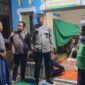 Pihak keluarga menerima kejadian yang menyebabkan Warkuat (55) sebagai kecelakaan setelah diduga terjatuh dari pohon durian dan ditemukan telah meninggal dunia sehingga tidak menghendaki adanya autopsi, Sabtu (22/8/26) malam. Foto: Istimewa