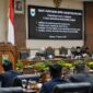 Krisis air bersih menjadi perhatian dalam pembahasan Raperda di DPRD Kabupaten Batang, Kamis (27/8/26). Foto: Istimewa