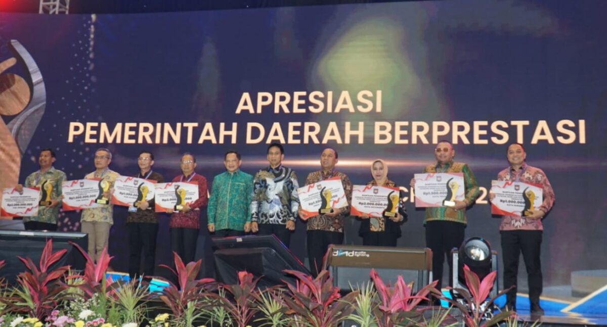 Kota Tegal meraih penghargaan setelah menempati peringkat kedua kategori Akses dan Layanan Kesehatan dalam Apresiasi Pemerintah Daerah Berprestasi 2026 Batch II Regional Jawa dan Bali yang digelar Kemendagri, Jumat (28/8/26) malam. Foto: Istimewa