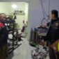 Lokasi korban ditemukan meninggal dunia di rumah konveksi yang menjadi tempat kerjanya di Desa Pegaden Tengah, Jumat (28/8/26) malam. Foto: Istimewa