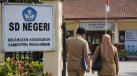 Disdikbud Kabupaten Pekalongan mencopot oknum Kepala SD Negeri dan memutasi seorang guru di Kecamatan Kedungwuni setelah terbukti melakukan perbuatan mesum di lingkungan sekolah  pada awal Agustus 2026 lalu. Foto: Ilustrasi AI