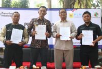 Perjanjian Kerja Sama (PKS) bersama Dinas Pekerjaan Umum dan Penataan Ruang (DPUPR) Wonosobo, Koperasi Bhima Sakti, dan Sumber Mulyo, Jumat (4/9/26). Foto: Istimewa