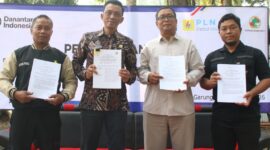 Perjanjian Kerja Sama (PKS) bersama Dinas Pekerjaan Umum dan Penataan Ruang (DPUPR) Wonosobo, Koperasi Bhima Sakti, dan Sumber Mulyo, Jumat (4/9/26). Foto: Istimewa