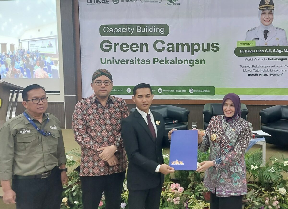 Konsep Green Campus mulai diterapkan di Unikal yang diawali dengan kegiatan peningkatan kapasitas, Kamis (10/9/26). Foto: Istimewa