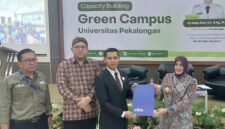 Konsep Green Campus mulai diterapkan di Unikal yang diawali dengan kegiatan peningkatan kapasitas, Kamis (10/9/26). Foto: Istimewa