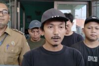 Tim kreatif karnaval M Akhid mengungkap asal kostum dan ide aksi teatrikal yang dikaitkan dengan ritual satanik berasal dari Malang dan Youtube, Senin (14/9/26).