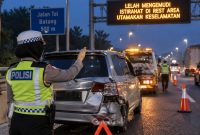 Kasat Lantas Polresta Batang Kompol Dwi Panji Lestari mengungkap kecelakaan di wilayah Batang mengalami penurunan pada 2026, namun jalan tol masih menjadi titik rawan dengan fatalitas kecelakaan yang lebih tinggi, Senin (21/9/26). Foto: Ilustrasi AI