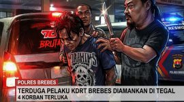 Terduga pelaku pembacokan satu keluarga di Brebes digelandang polisi setelah sebelumnya ditangkap saat melarikan diri usai menganiaya korban, Selasa (13/10/26). Foto: Ilustrasi AI
