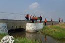 KAI Daop 4 Semarang melakukan mitigasi bencana sebagai persiapan menghadapi cuaca ekstrim saat musim penghujan, Sabtu (17/10/26). Foto: Istimewa