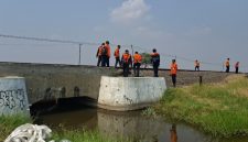 KAI Daop 4 Semarang melakukan mitigasi bencana sebagai persiapan menghadapi cuaca ekstrim saat musim penghujan, Sabtu (17/10/26). Foto: Istimewa
