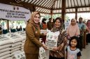 Sebanyak 13.85 ton beras premium untuk bayi stunting dari CPP disalurkan kepada penerima di Hari Pangan Sedunia, Rabu (21/10/26). Foto: Ilustrasi AI