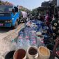 Pemda Pekalongan masih terus mengirim bantuan air bersih ke wilayah terdampak kekeringan yang makin meluas, Sabtu (24/10/26). Foto: dok istimewa