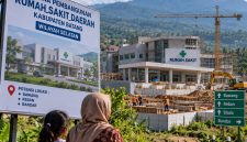 Pemkab Vatang berencana membangunan rumah sakit daerah di wilayah selatan untuk mendekatkan akses pelayanan kesehatan bagi warga Kecamatan Bawang, Reban, Blado dan sekitarnya. Pemkab Batang masih mengkaji sejumlah lokasi dan kesiapan lahan. (Foto: Ilustrasi AI)